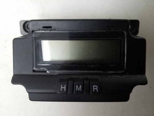 Hyundai coupe 2005 clock - clock, info