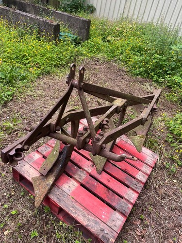Ferguson 3furrow plough - 3furrow,
