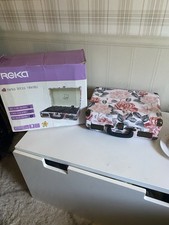 Pretty Reka Vintage Suitcase