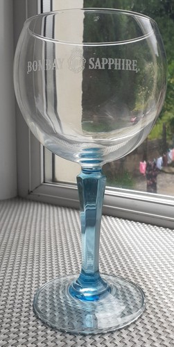 Gordons gin large balloon - gordons,