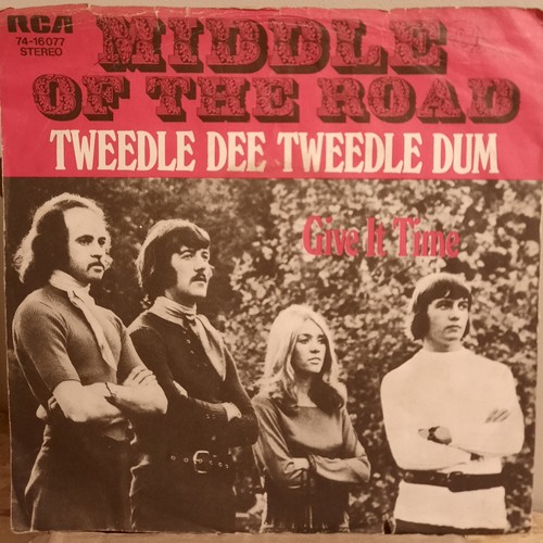 Middle the road tweedle - middle,