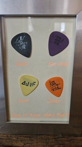 Guns roses guitar picks - guitar,