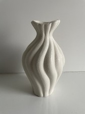 NEW DECORATIVE TEXTURED CREAM