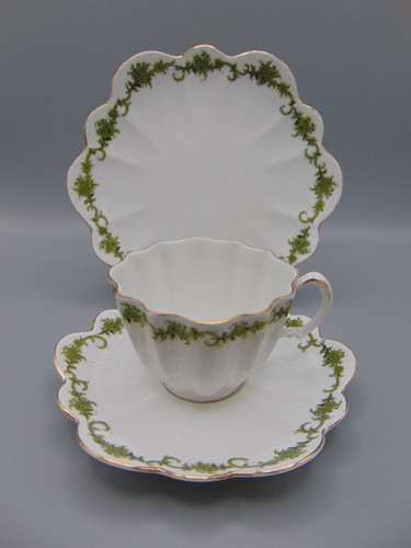 Antique austrian green floral - green,