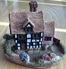 Lilliput Lane SADDLERS INN