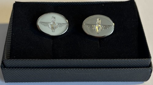 Parachute regiment crest - regiment,