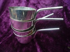 4 metal individual sauce serving pots/pans (78)