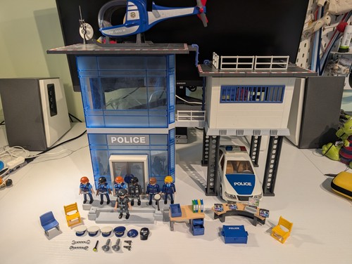Playmobil police station - playmobil, +