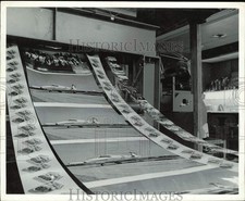 Press Photo 52-Inch Wide