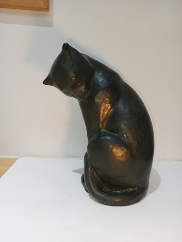 Lovely cat sculpture - cat,