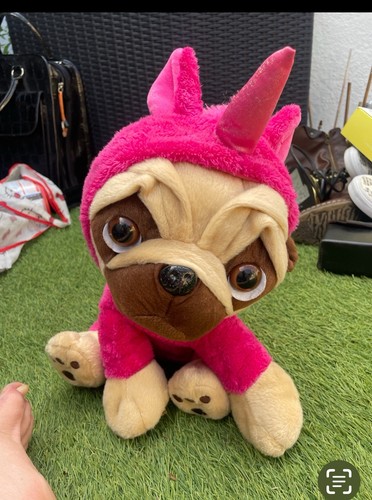Large plush pug - ,