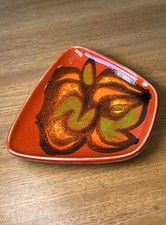 Vintage c1965 Poole Delphis