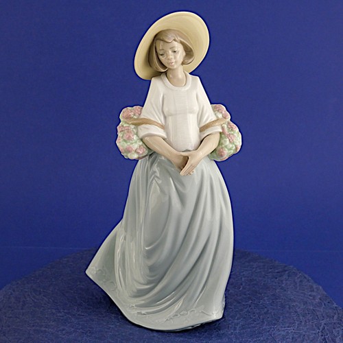 Nao lladro flower - flower, harvest