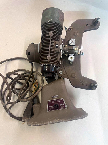 Bell howell gaumont 8mm - &,
