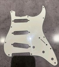 Fender  62  Mint  Green