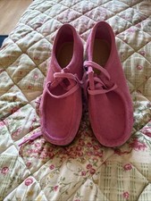 Ladies Pink Clarks Wallaby Shoes Size 3(36) Nearly New Without Box Worn Once