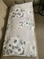 Purple Mauve Floral Quilted Bedspread 100 x 100cm Reversible