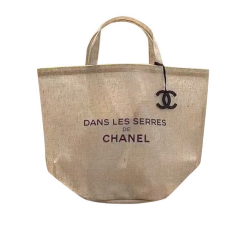 Rare chanel dans les serres - rare,