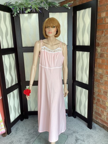 Vintage 1970s nightdress - vintage,