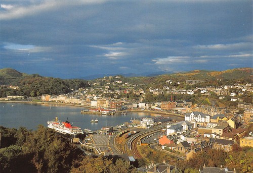 Oban ship ferry town - ship, scotland
