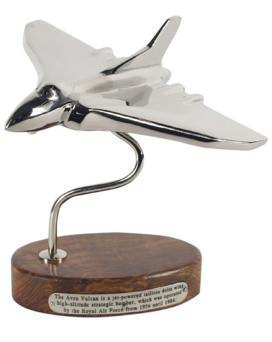 19cm avro vulcan - bomber, plane