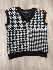 Women’s Black & White