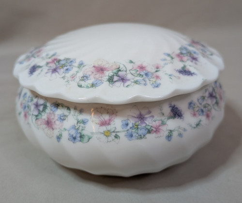 Vtg wedgwood bone china - wedgwood,