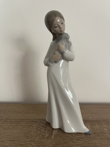 Vintage nao lladro porcelain - nao,