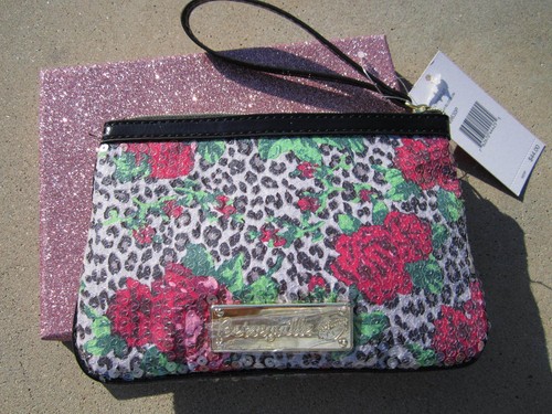 New betseyville wristlet - new,