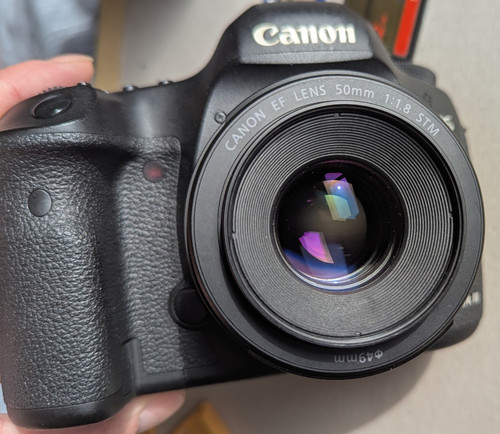 Canon eos mkiii - 18k, shutter