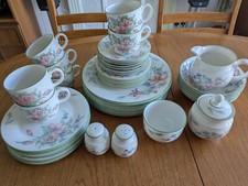 Royal Doulton Dinner Service