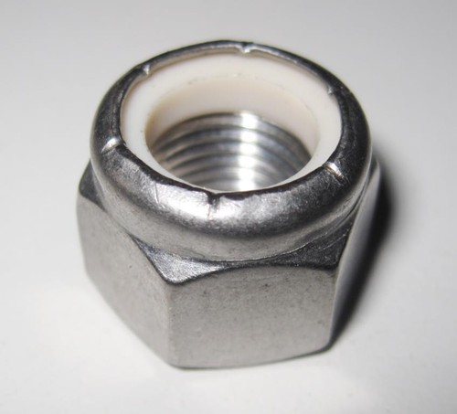 Unf nylon - 10-32, (3/16")