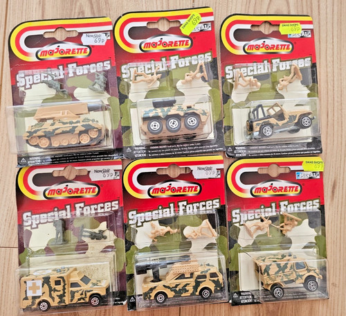 Majorette special forces - special,