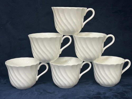Wedgwood candlelight tea cups - candlelight,