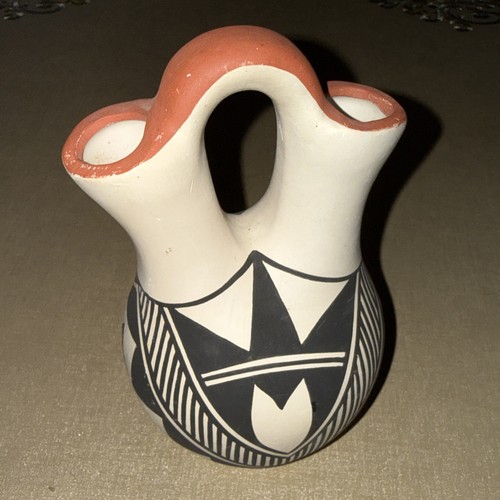 Acoma native american pottery - acoma,