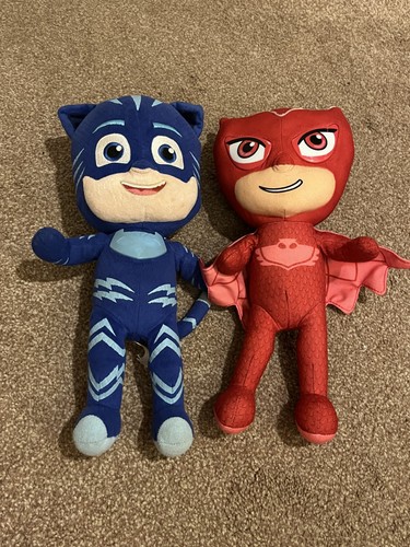 Masks red and blue bundle - and,