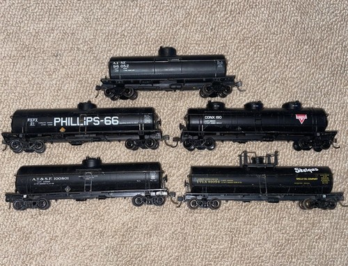 Five black accurail tank - black,