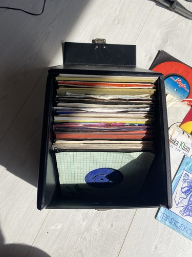 Vinyl job lot singles with - 7,
