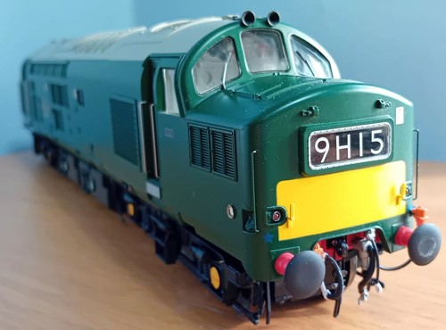 Heljan 37101 green gauge - o,