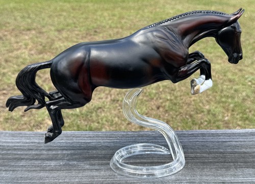Breyer custom bristol jumping - breyer,