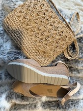 Ladies Shoes and Matching Bag