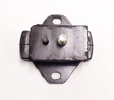 Front engine mounting for - front,