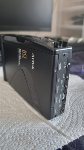 Aiwa p30 walkman cassette - walkman,