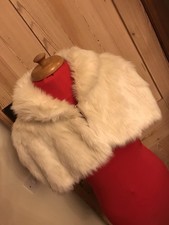 BEAUTIFUL FAUX FUR STOLE CAPE SHRUG IVORY WEDDING MISS SELFRIDGE ONE SIZE BOHO