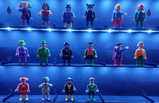 29 October - KINDER DC COMICS PLAYMOBIL TOY ACTION FIGURES VARIOUS SELECTION