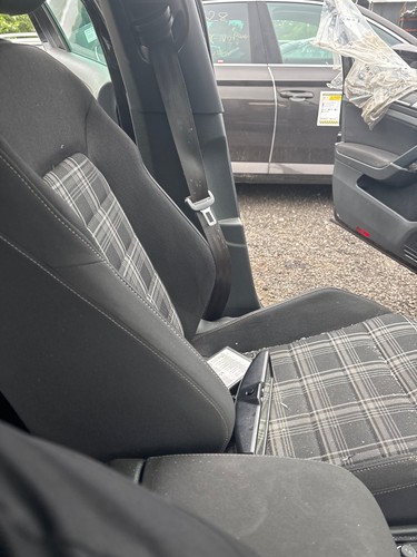Front seat left - front,