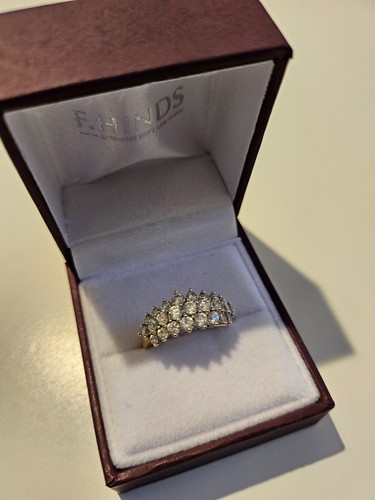 9ct yellow gold cubic zirconia - gold,