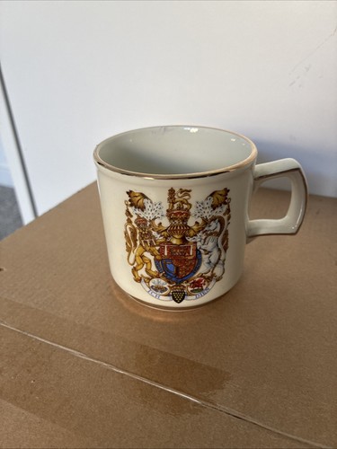 Royal wedding commemorative - royal,