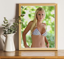 Jenny McCarthy : 10"x8" Professional Photo