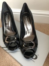 Women’s BNIB Fabric High